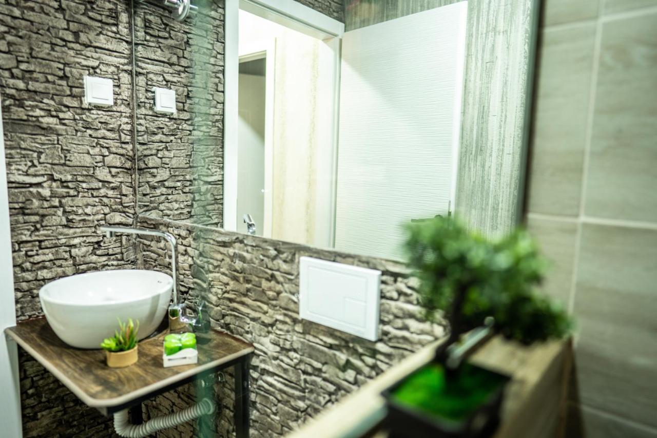 Finesi Apartments 奥赫里德 外观 照片